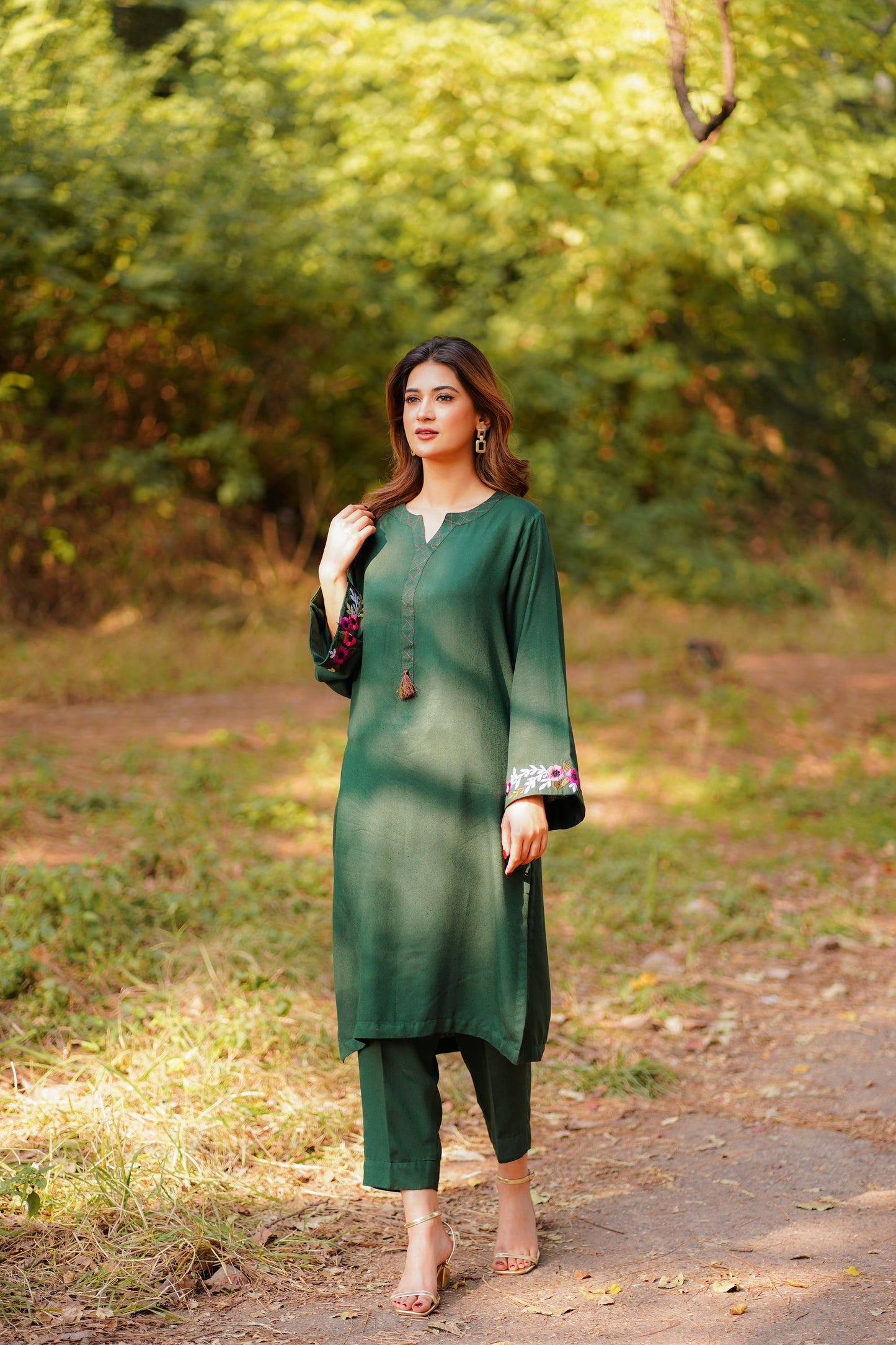 Two piece lawn Karandi